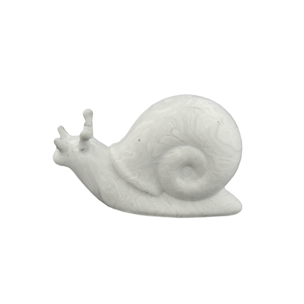 Silikonform zur Herstellung einer kleinen Schnecke mit Gießpulver wie Jesmonite, Keraflott und Raysin.